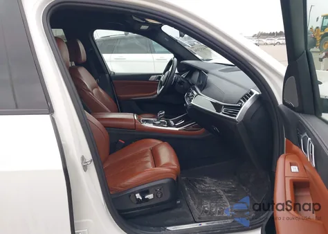 2020 BMW X7 xDrive40I z USA, uszkodzony, nr VIN 5UXCW2C01L9C94030